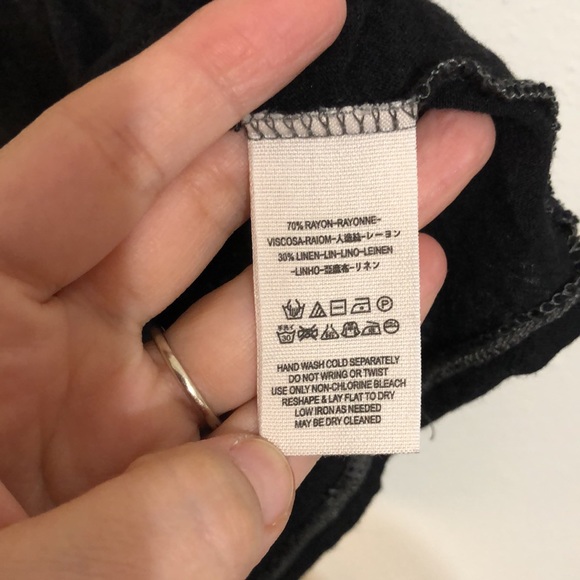 We the free black cold shoulder top size M thin - Picture 5 of 6